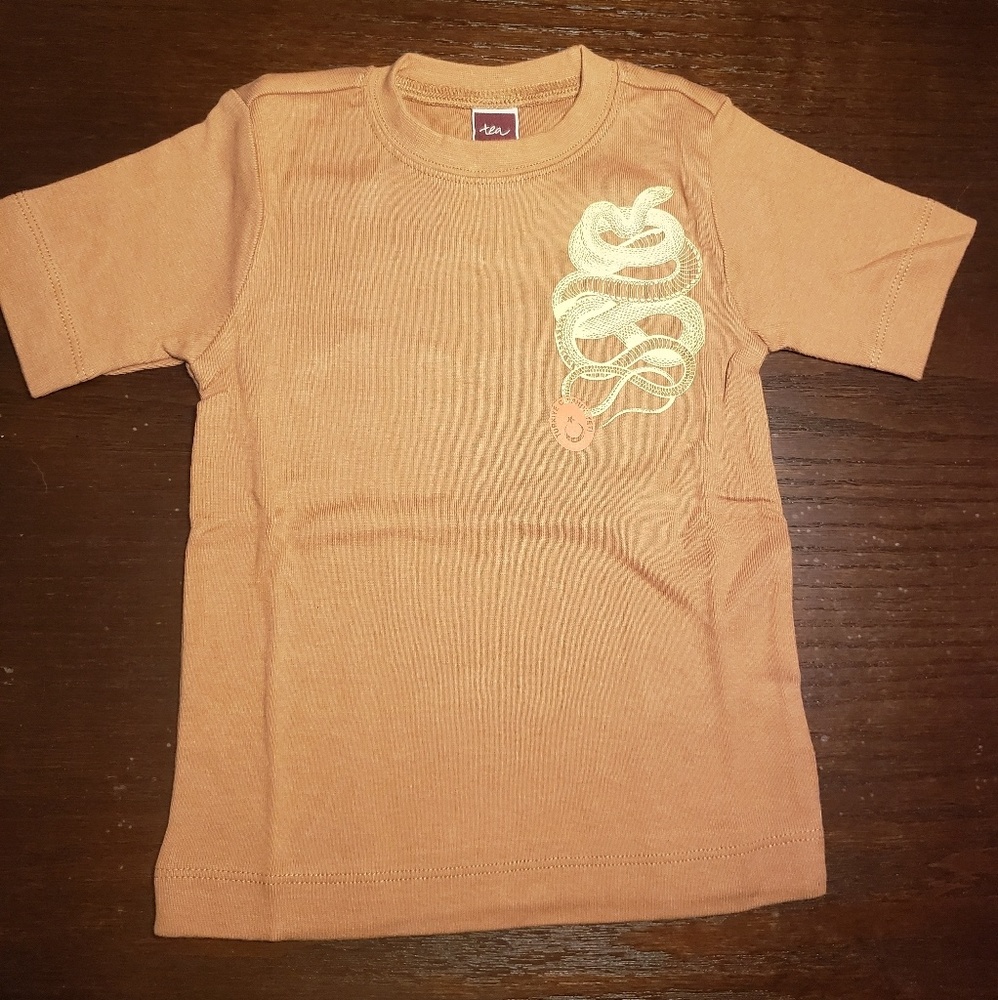 NWT Tea Collection cotton snake tshirt